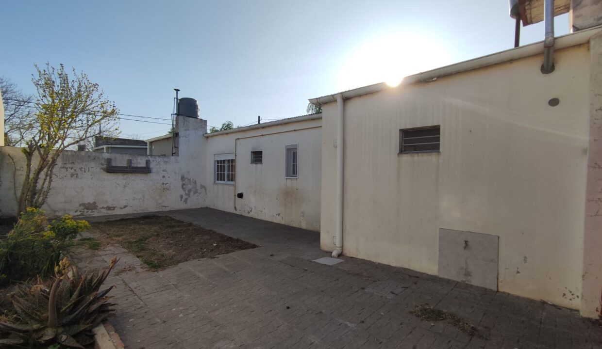 WhatsApp Image 2025-11-03 at 15.35.18